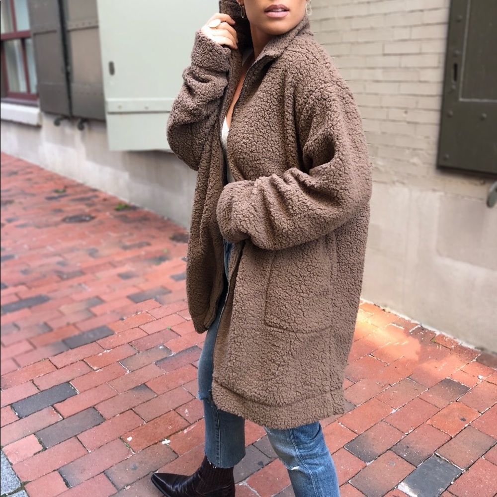Jacinta Oversized Sherpa Jacket Teddy Coat - Picture 3 of 8